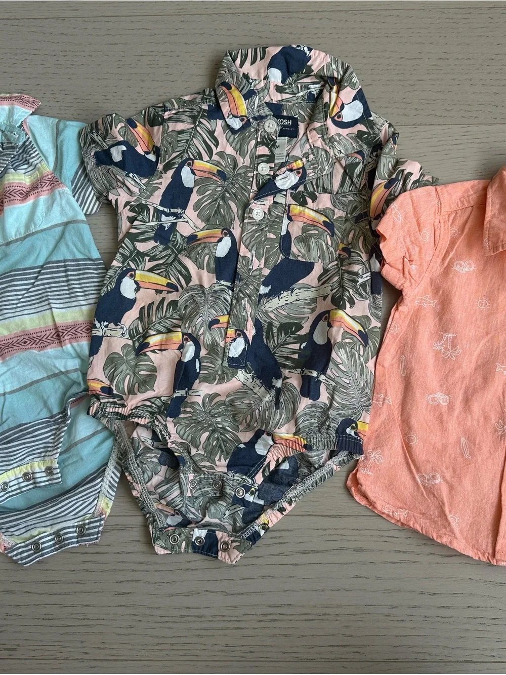Pack of 3 tops - size 9M